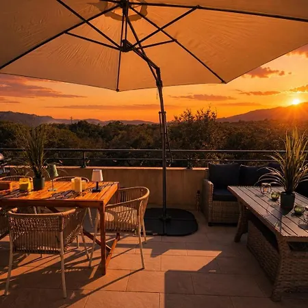 Climatise Avec Piscine Et Sublime Vue Lejlighed *