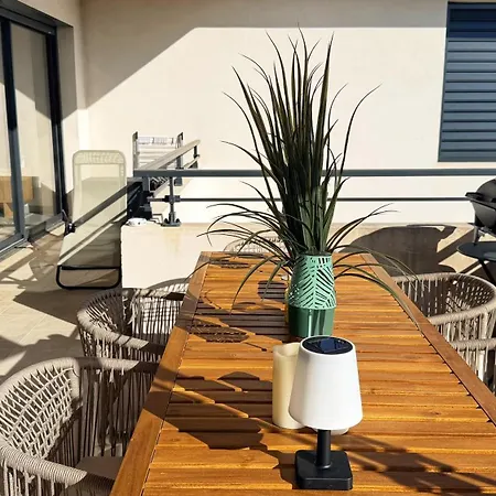 Climatise Avec Piscine Et Sublime Vue Lejlighed